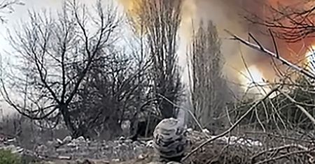 Czerwony grzyb nad Siewierodonieckiem. Sieć obiegło nagranie