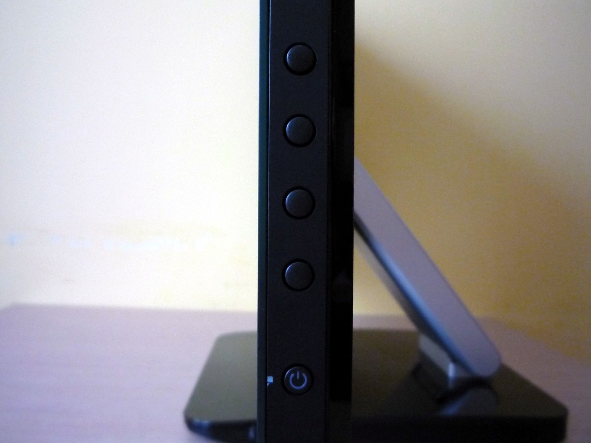 Dell S2340T – dotykowy monitor z wyższej półki [test] 8