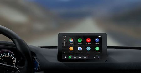Android Auto. Interfejs graficzny jednak nie zniknie ze smartfonów
