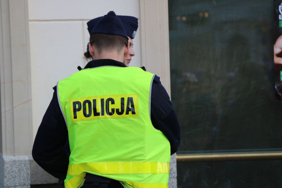 Dzielnicowi z Wrocławia uratowali życie 78-latki
