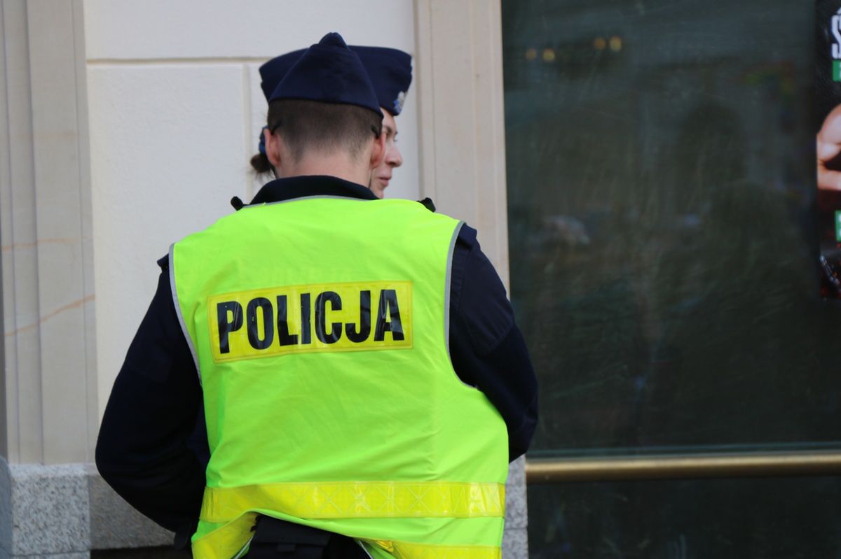Dzielnicowi z Wrocławia uratowali życie 78-latki