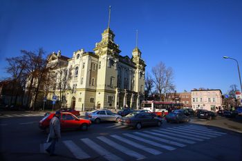 Konkursy na dyrektorów jeleniogórskich teatrów nadal nie zostały rozstrzygnięte. Dlaczego prezydent nie podjął jeszcze decyzji?