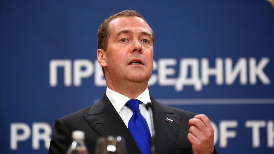 arch37
(191020) -- BELGRADE, Oct. 20, 2019 (Xinhua) -- Russian Prime Minister Dmitry Medvedev speaks during a press conference with Serbian President Aleksandar Vucic in Belgrade, Serbia, Oct. 19, 2019. Russia will continue to develop joint energy and infrastructure projects with Serbia, Dmitry Medvedev told reporters here on Saturday, stressing the importance of further deepening bilateral economic ties. (Photo by Predrag Milosavljevic/Xinhua)
Predrag Milosavljevic