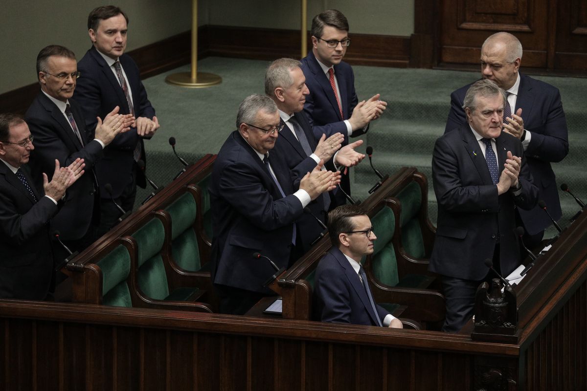 Według Rafała Mładanowicza, byłego pełnomocnika ministra rolnictwa ds. współpracy z Ukrainą, winę za kryzys zbożowy ponosi nie tylko ministerstwo rolnictwa