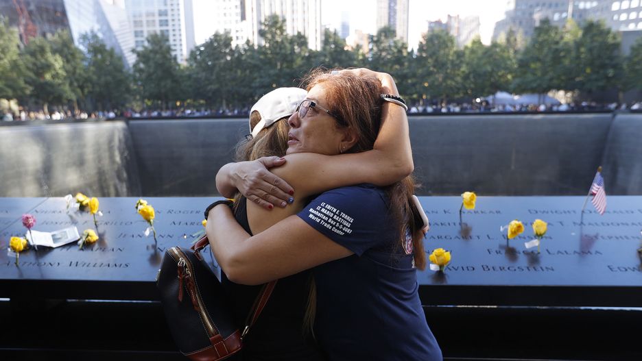 Zamachy 11 września. Na miejscu wież WTC panowały wielkie emocje 