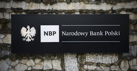 Oszuści podszywają się pod Narodowy Bank Polski. To fałszywa giełda kryptowalut