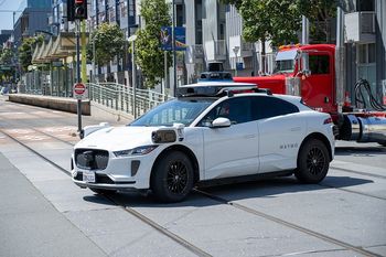 Kalifornia: Auta autonomiczne nie pozostaną bezkarne. Nowe procedury