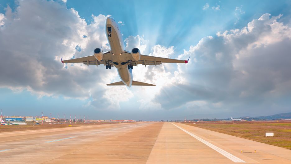 Pilot samolotu dostał zawału serca. Na pokładzie znajdowało się 126 pasażerów