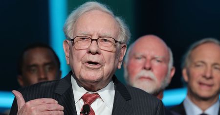Warren Buffett bije na alarm: takie mogą być skutki decyzji Trumpa
