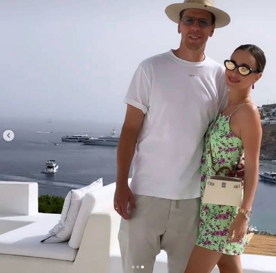 Marina Łuczenko i Wojciech Szczęsny na wakacjach
