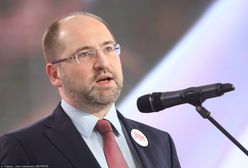 Adam Bielan wyrzucony z Porozumienia. Partia publicznie kłóci się w mediach