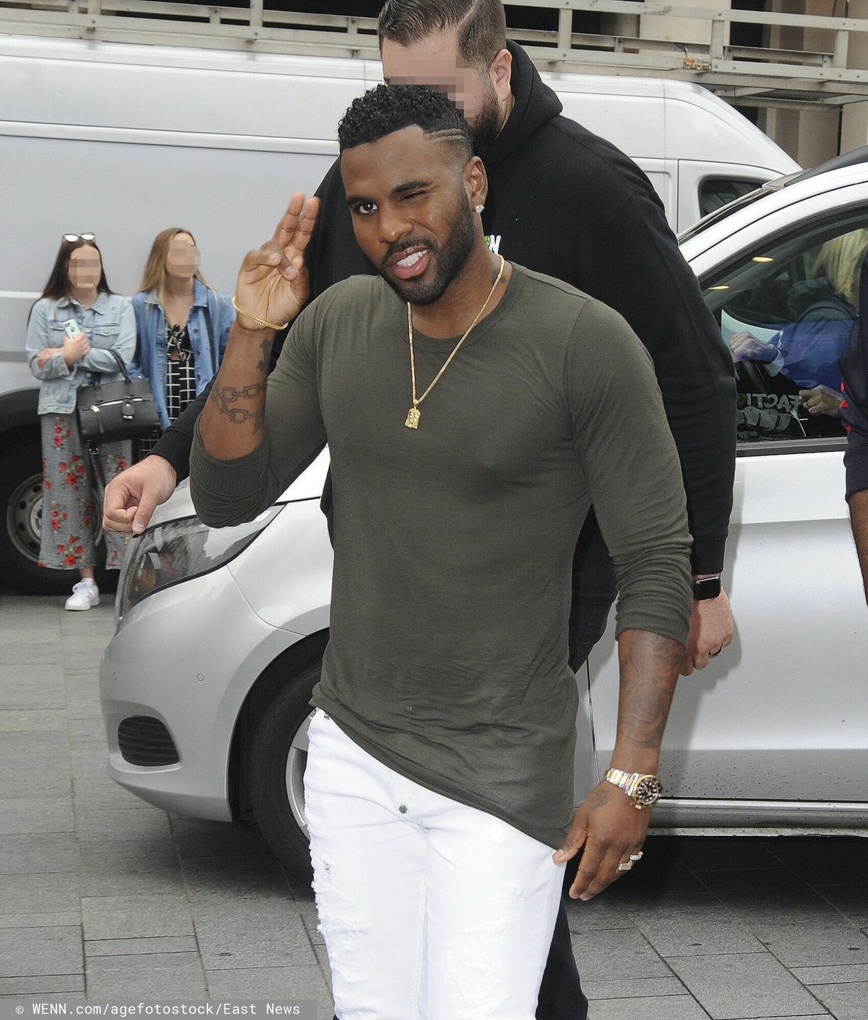 Jason Derulo wystąpi w Zakopanem. "Wiadomości" TVP poświęciły temu prawie całe wydanie 