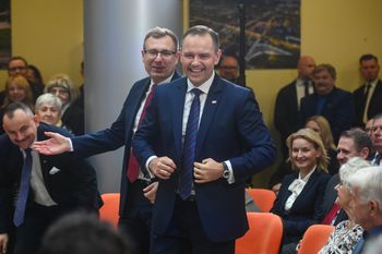 Karol Nawrocki chce zmian w emeryturach. Ile wyniosłaby waloryzacja?