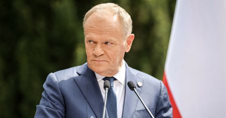 Tusk reaguje na fałszywe zgłoszenie ws. domu Nawrockiego