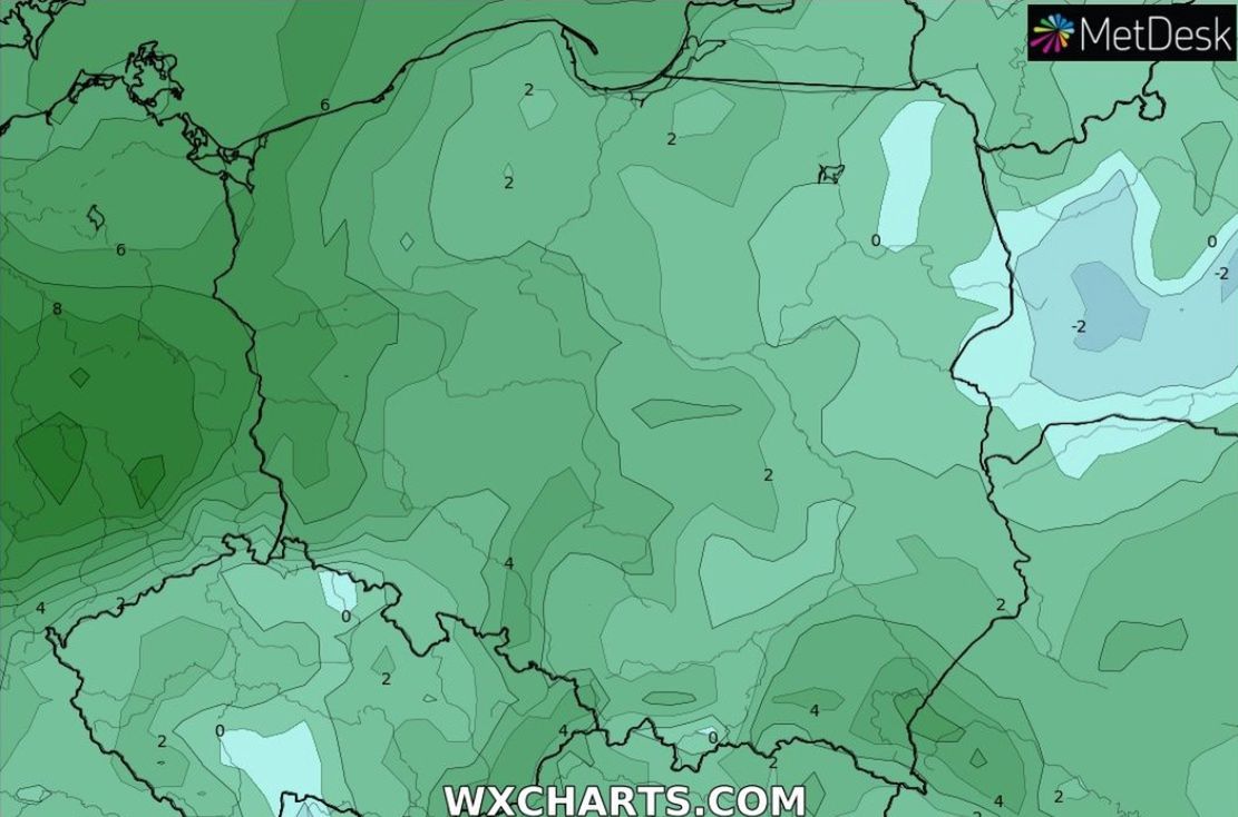 Pogoda. Piątek z wysoką temperaturą, ale gdzieniegdzie z deszczem (Fot.: wxcharts.com)