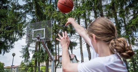 Sportowe niedziele na orlikach w Lublinie. Ruszają darmowe zajęcia