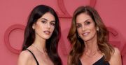 58-letnia Cindy Crawford bryluje z 22-letnią córką na imprezie (ZDJĘCIA)