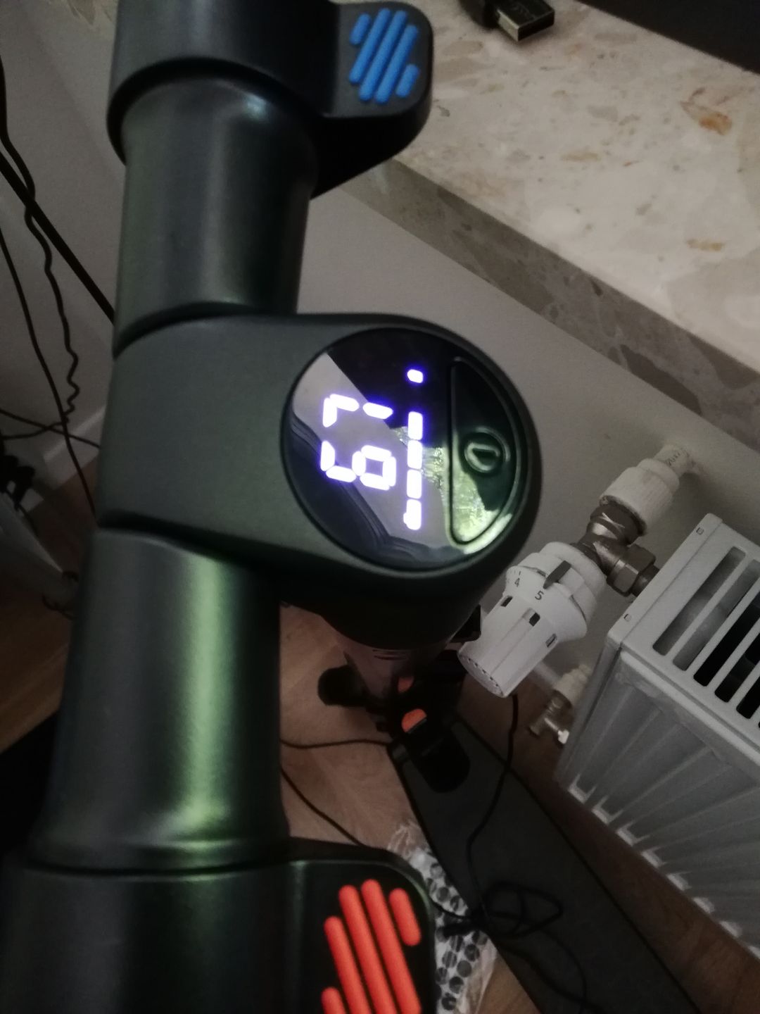 Hulajnoga Seat eXS - recenzja. Niby Segway, ale ładniejsza i droższa 5