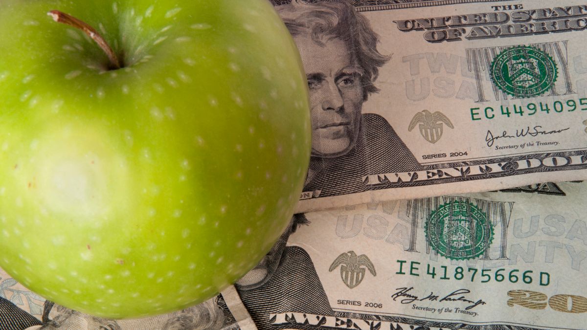 Nie takie jabłko drogie, jak je malują. Oto 5 produktów Apple'a tańszych od bezpośredniej konkurencji 1