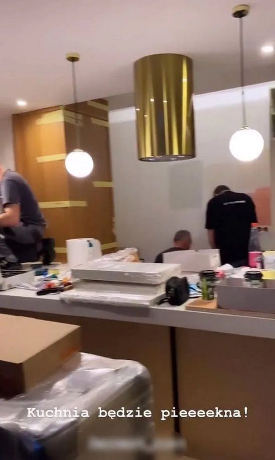 Julia Wieniawa przez cały czas remontu nowego mieszkania zdawała relacje z postępu prac na swoim Instagramie
