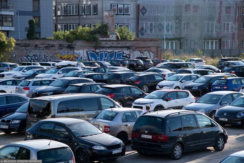 Polacy jeżdżą najstarszymi samochodami w Unii Europejskiej