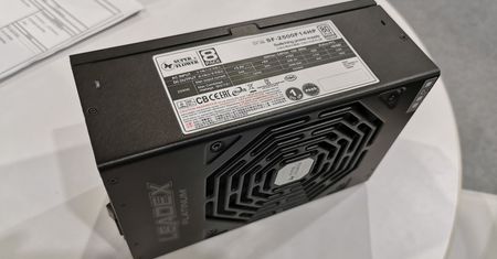 Super Flower chwali się zasilaczem o mocy 2500 W