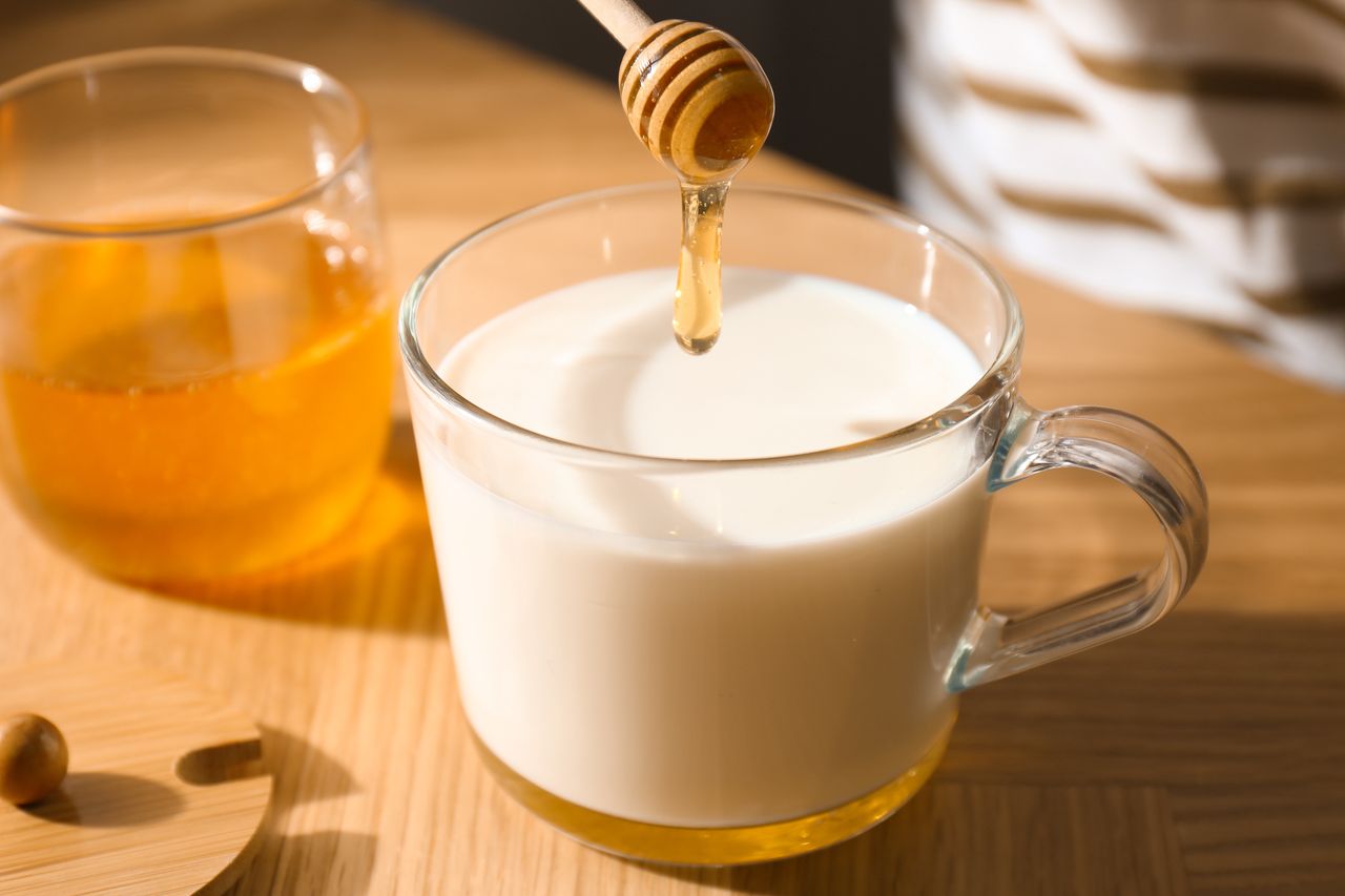 Mleko z miodem