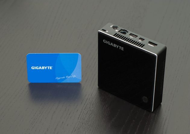 Gigabyte BRIX komputer mini-PC zdjęcie