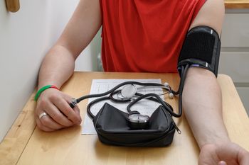 11 mln chorych. Ponad połowa leczona nieskutecznie