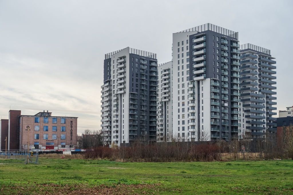 Podatek od nieruchomości w górę. Są nowe stawki. Oto ile mogą wynieść podwyżki