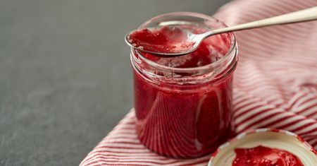 Nie ma łatwiejszego przepisu na dżem. Pasuje do ciast, deserów i naleśników