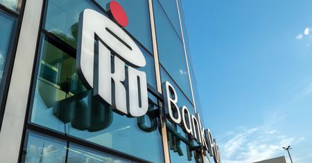 Milionowa kara dla PKO BP. Bank zapowiada reakcję