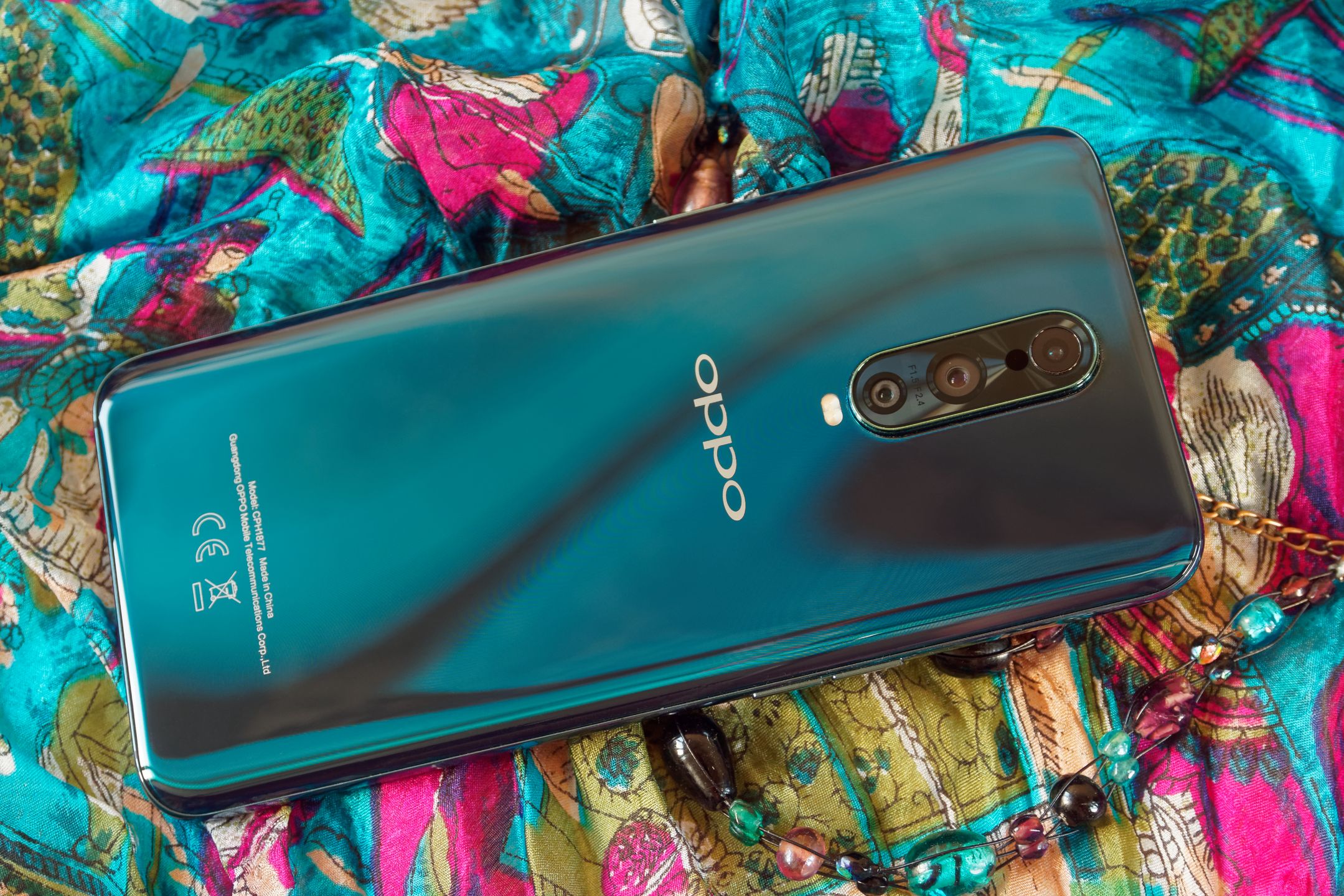 Test Oppo RX17 Pro – smartfon dla prowadzących nocne życie, z błyskawicznym ładowaniem 2