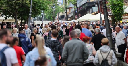 Austriacy wjechali motocyklami na Krupówki. Tak się tłumaczyli