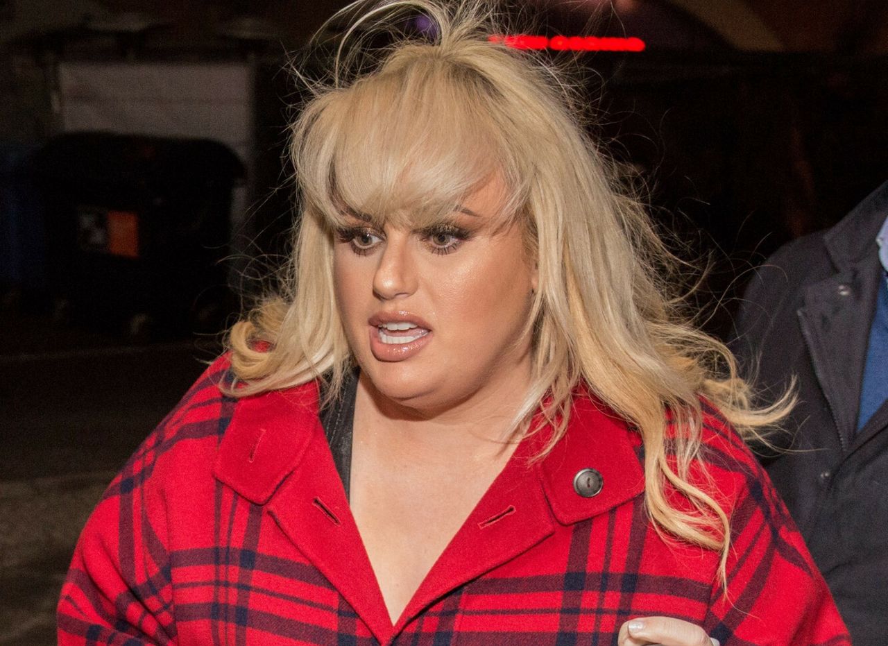 Rebel Wilson kompletnie odmieniona. Drastycznie schudła i wygląda jak milion dolarów