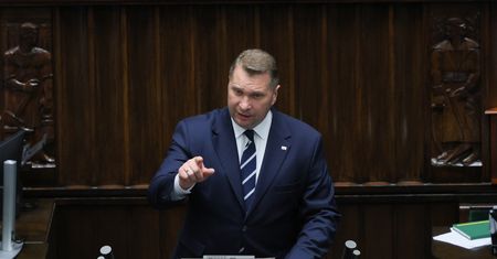 Nie wiedzieli, że chodzi o ich ojca. Wszystko zdradził Czarnek