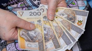 600 zł na nocleg dla emeryta. Oto warunki nowego programu