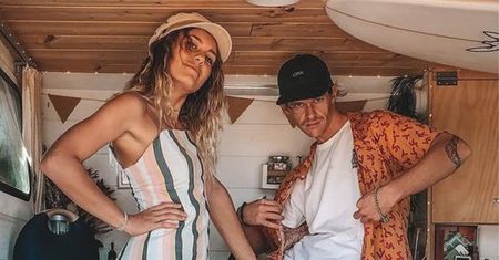 Melissa i Max nie marzyli o domu z ogrodem i gromadce dzieci. Podróżują po świecie vanem