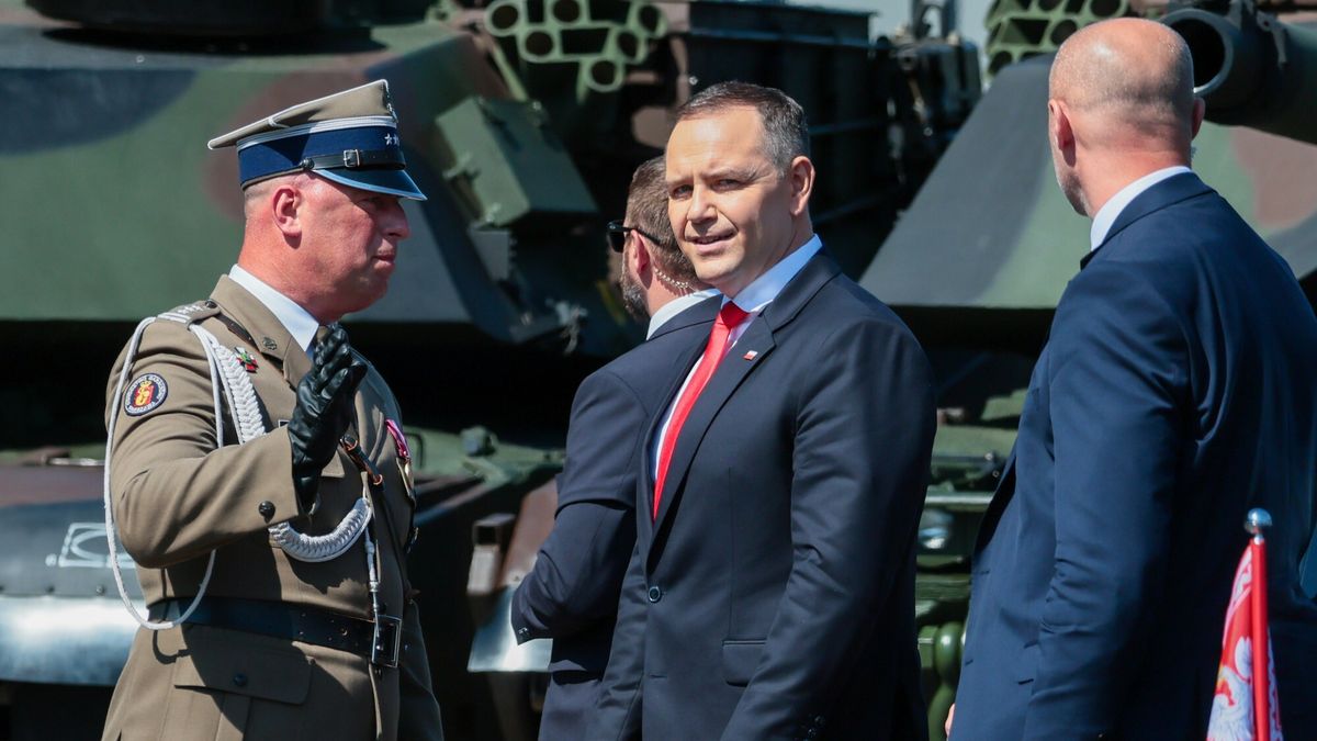 Prezydent Karol Nawrocki jest w kontakcie z MON