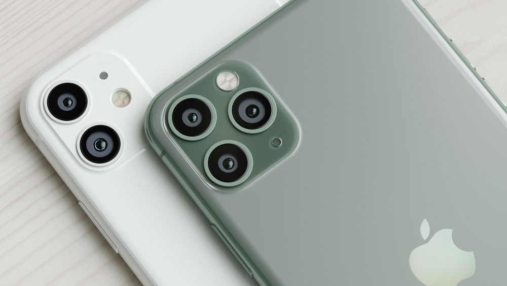 iPhone 11 i 11 Pro, fot. Shutterstock.com
