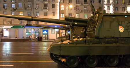 Moskwa w stanie gotowości. Żołnierze otrzymali rozkaz [RELACJA NA ŻYWO]