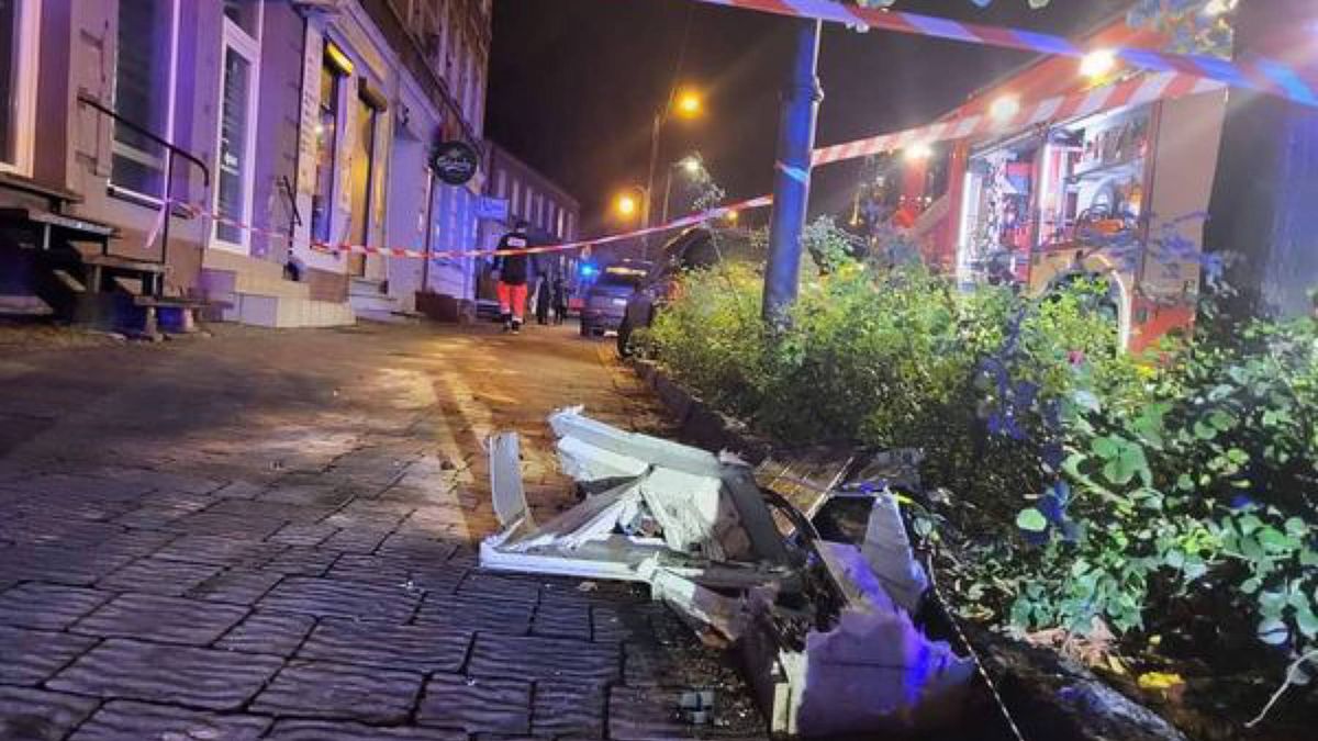 Pijana kobieta wjechała w budynek