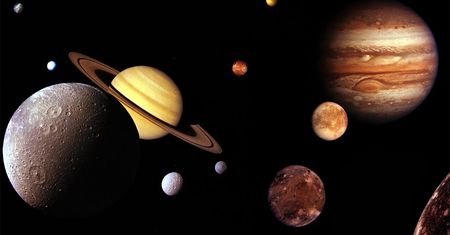 Wyścig Saturn kontra Jowisz na liczbę księżyców