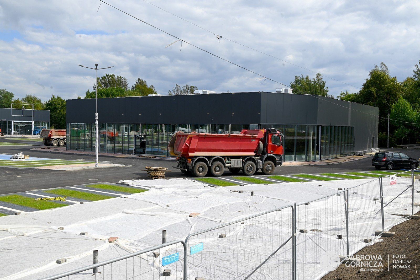 Nowy park handlowy S1 w Dąbrowie Górniczej zastąpi Auchana i Reala. Otwarcie planowane jest jeszcze w tym roku