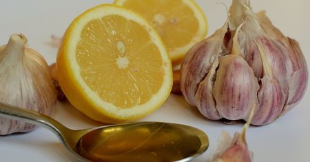 Syrop z czosnku. Od jakiego wieku można go podawać dzieciom?