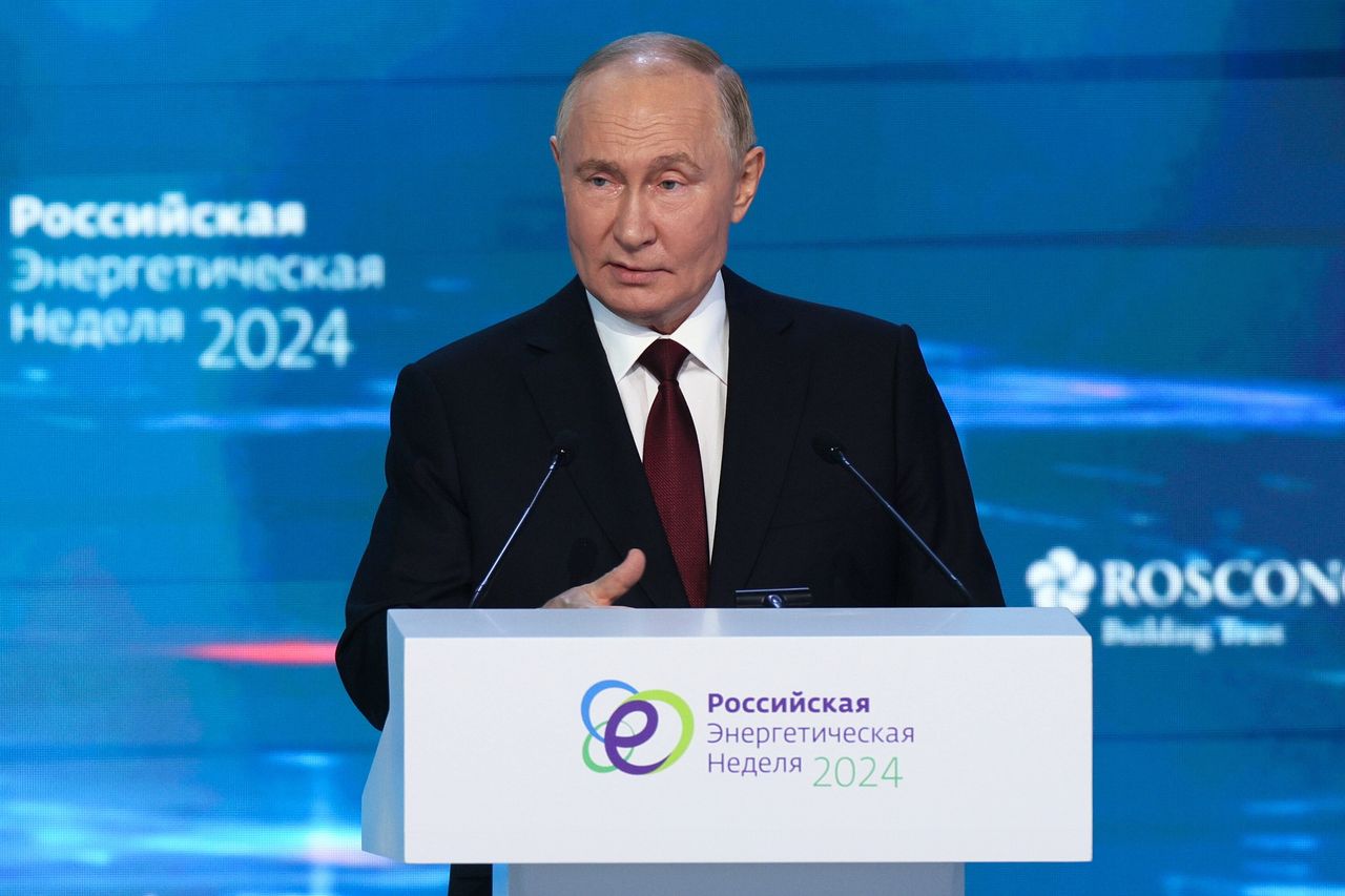 Putin revises nuclear doctrine amid rising tensions with NATO