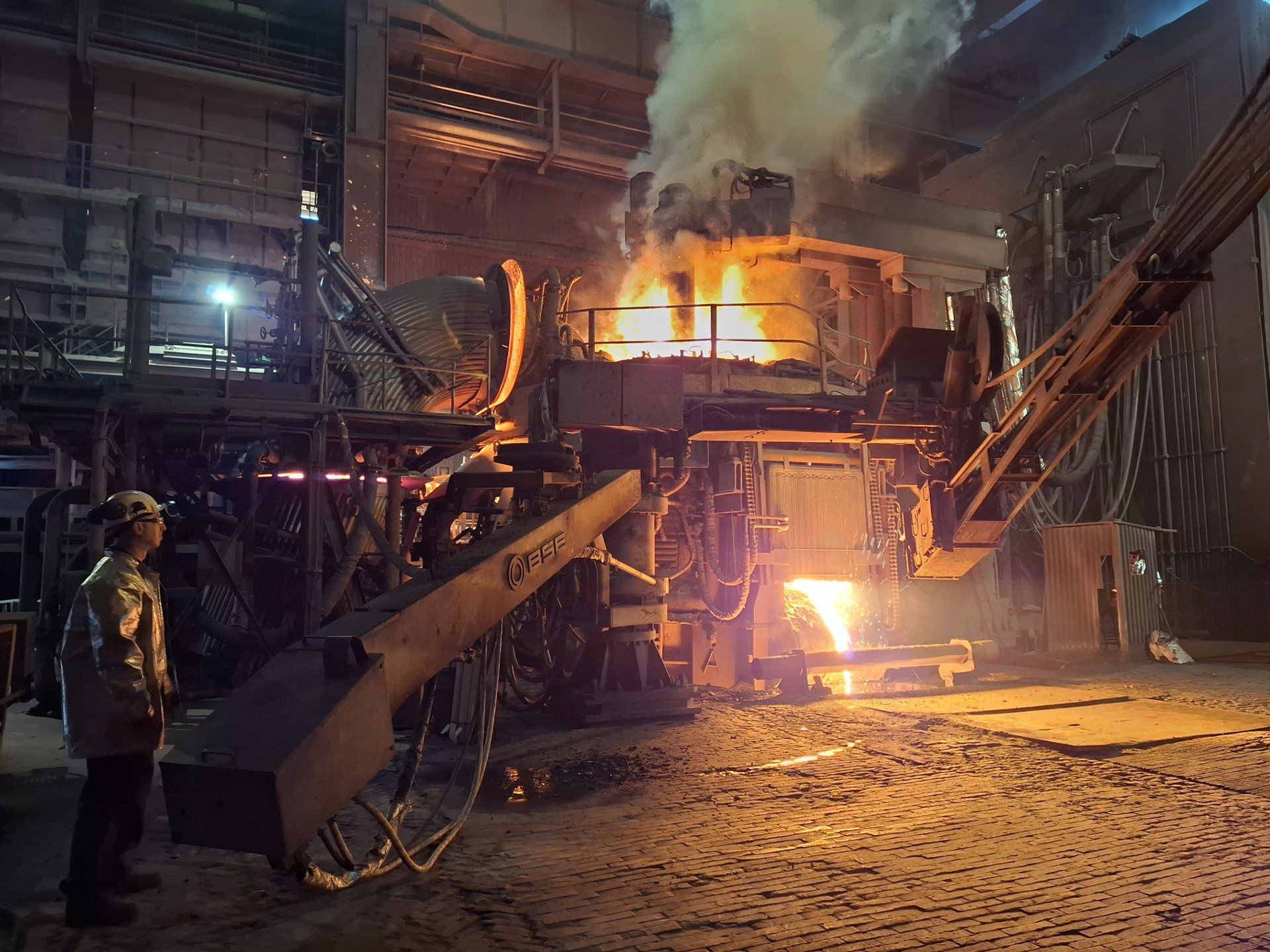 Kto wygrał przetarg na zakup Huty Częstochowa?