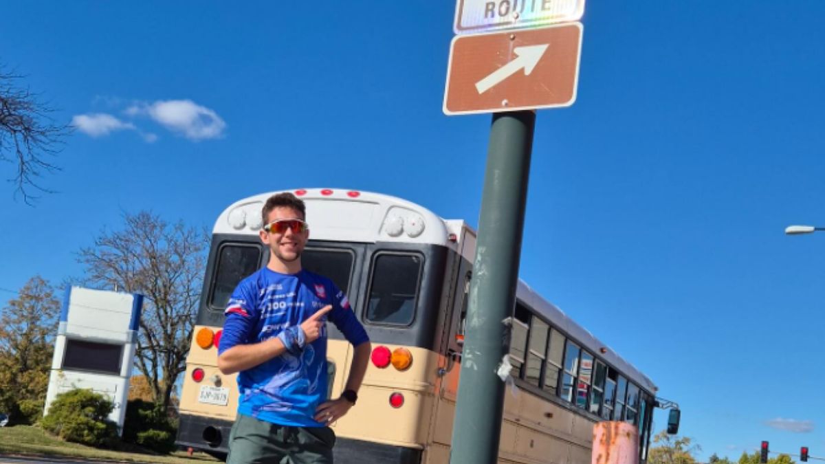 Tomasz Sobania biegnie przez USA