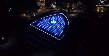 Fontanna multimedialna na placu Litewskim w Lublinie. Nocne nagranie z drona [WIDEO]