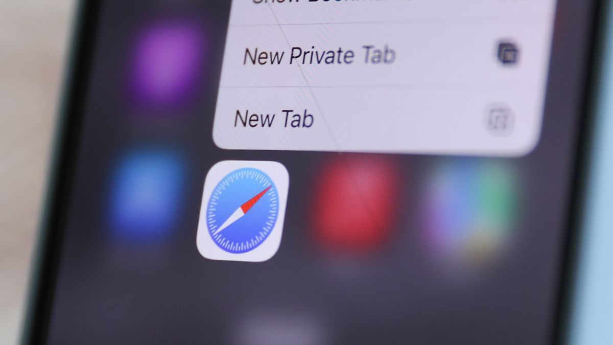 Safari icon is seen displayed on a phone screen in this illustration photo taken in Poland on August 8, 2024. (Photo by Jakub Porzycki/NurPhoto via Getty Images)